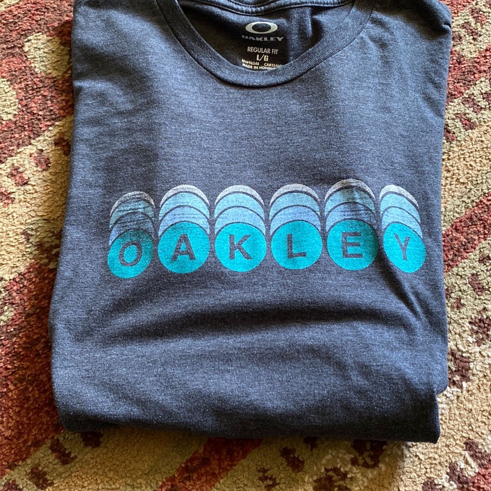 Gray Oakley T-shirt